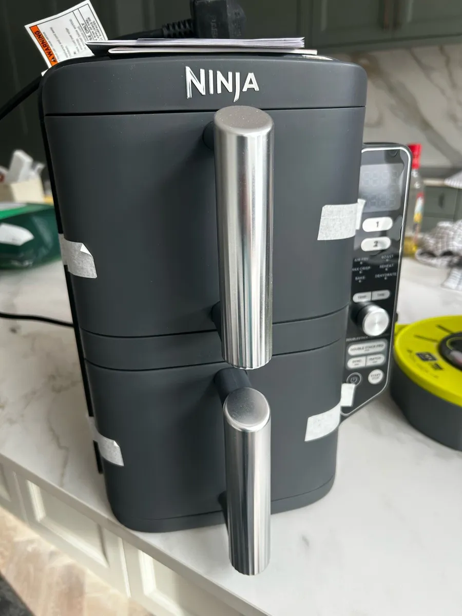Ninja Air fryer - Image 2
