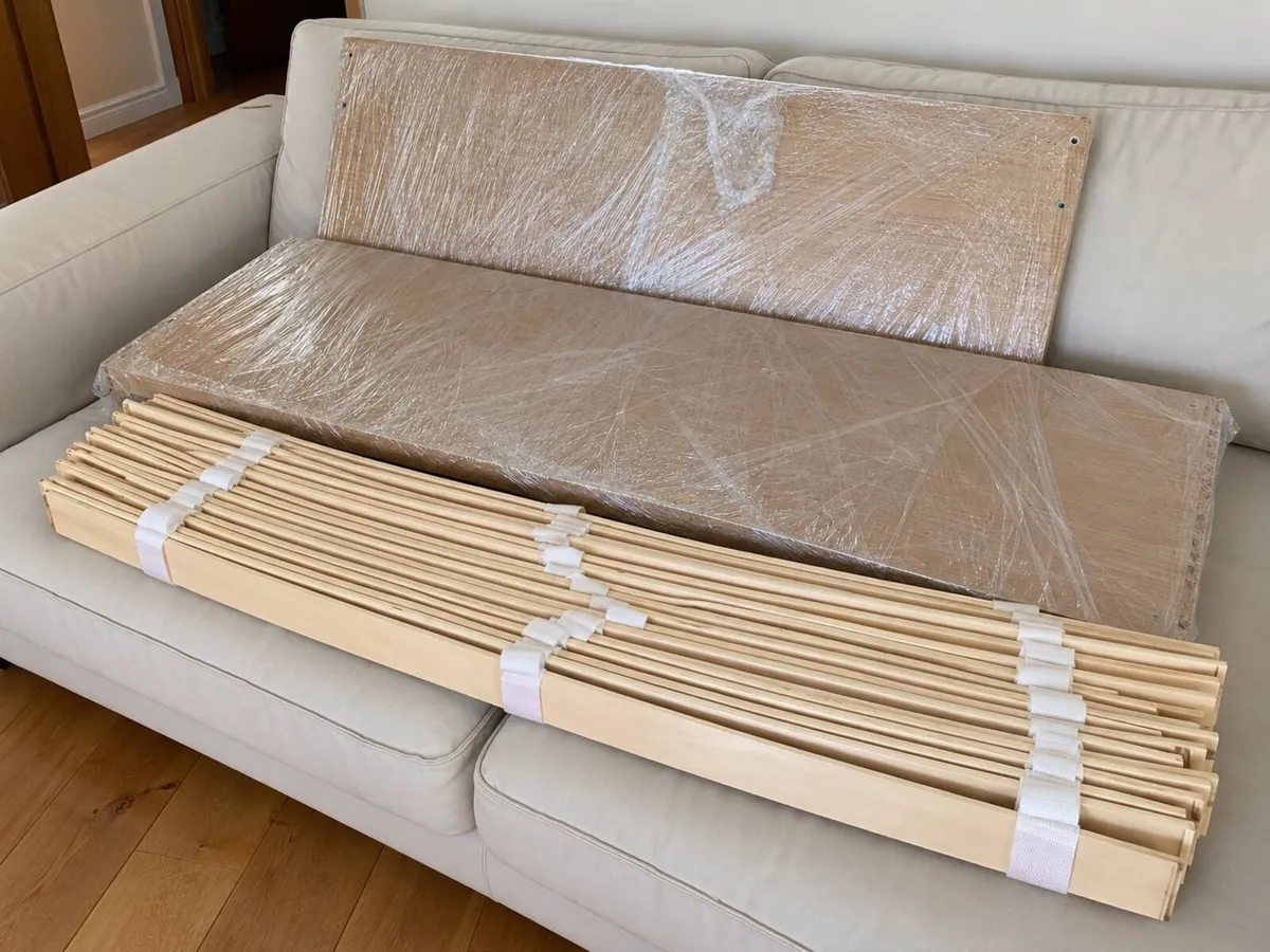 Light Oak Single Bed Frame – As New - Image 2