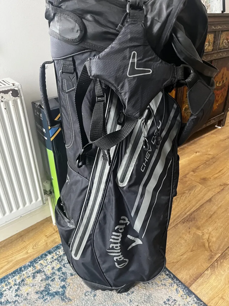 Callaway Chev Dry Stand Golf Bag - Image 1