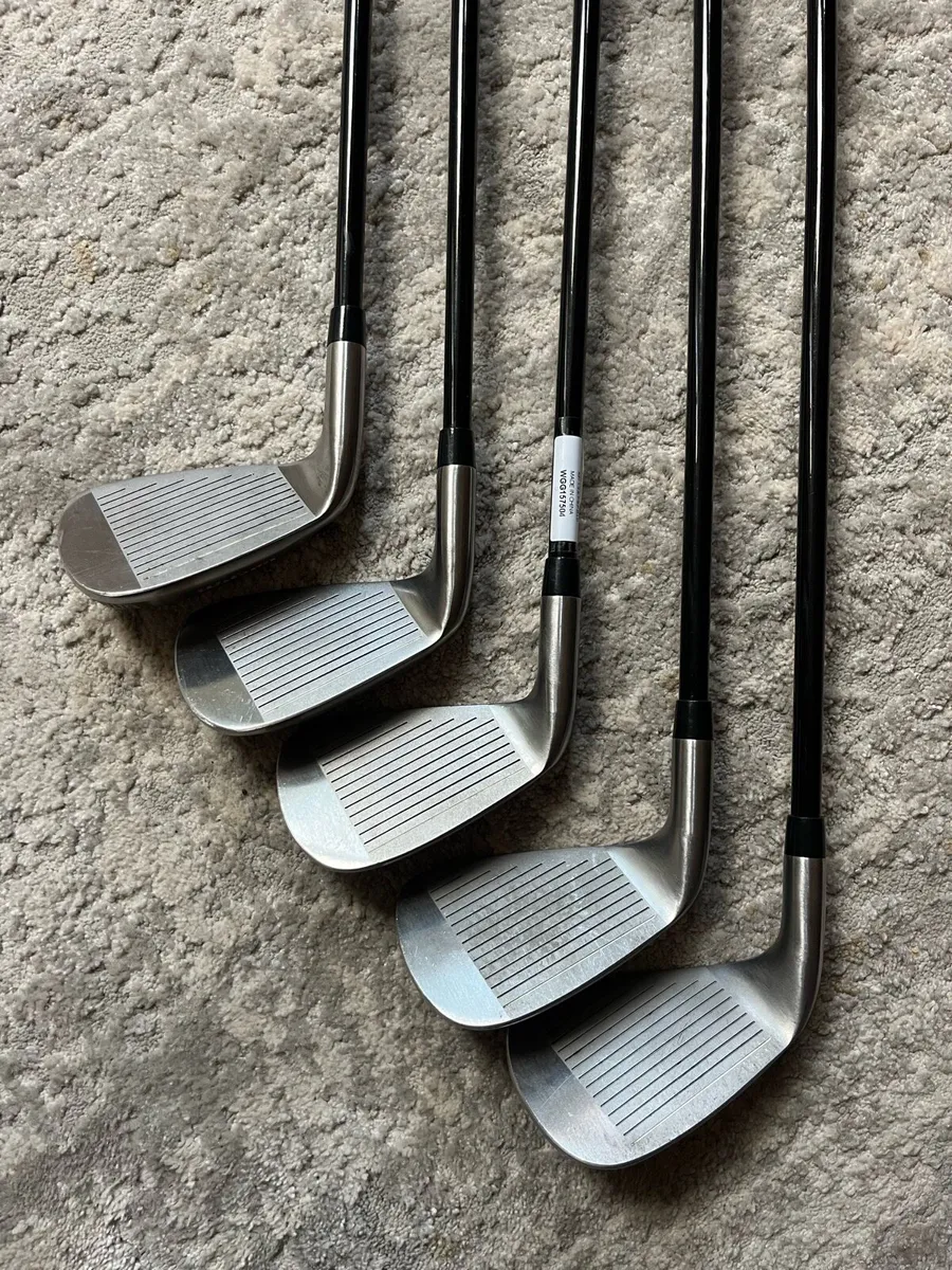 Women’s Golf Set - Image 3