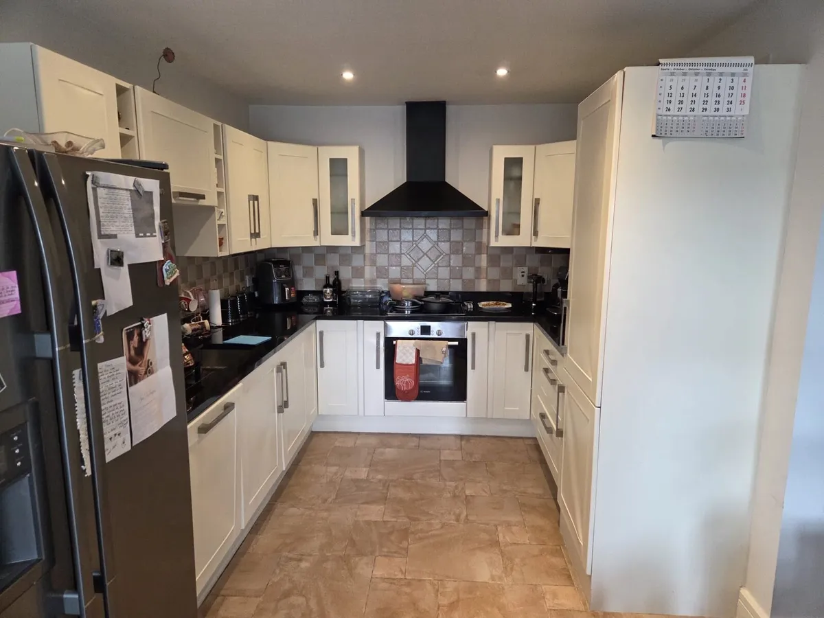Complete kitchen/stone worktop- QUICK SALE - Image 2
