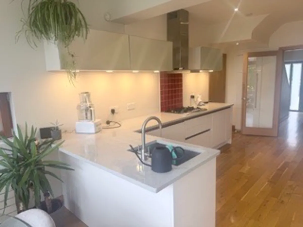 Kitchen - Image 2