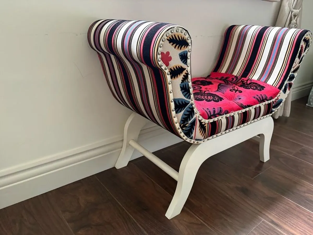 Love Seat - Image 3