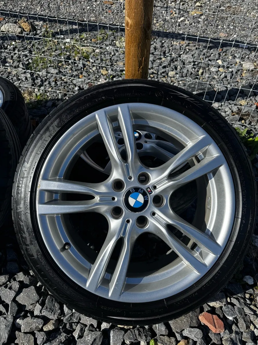 Genuine BMW M400 Alloys - Image 4
