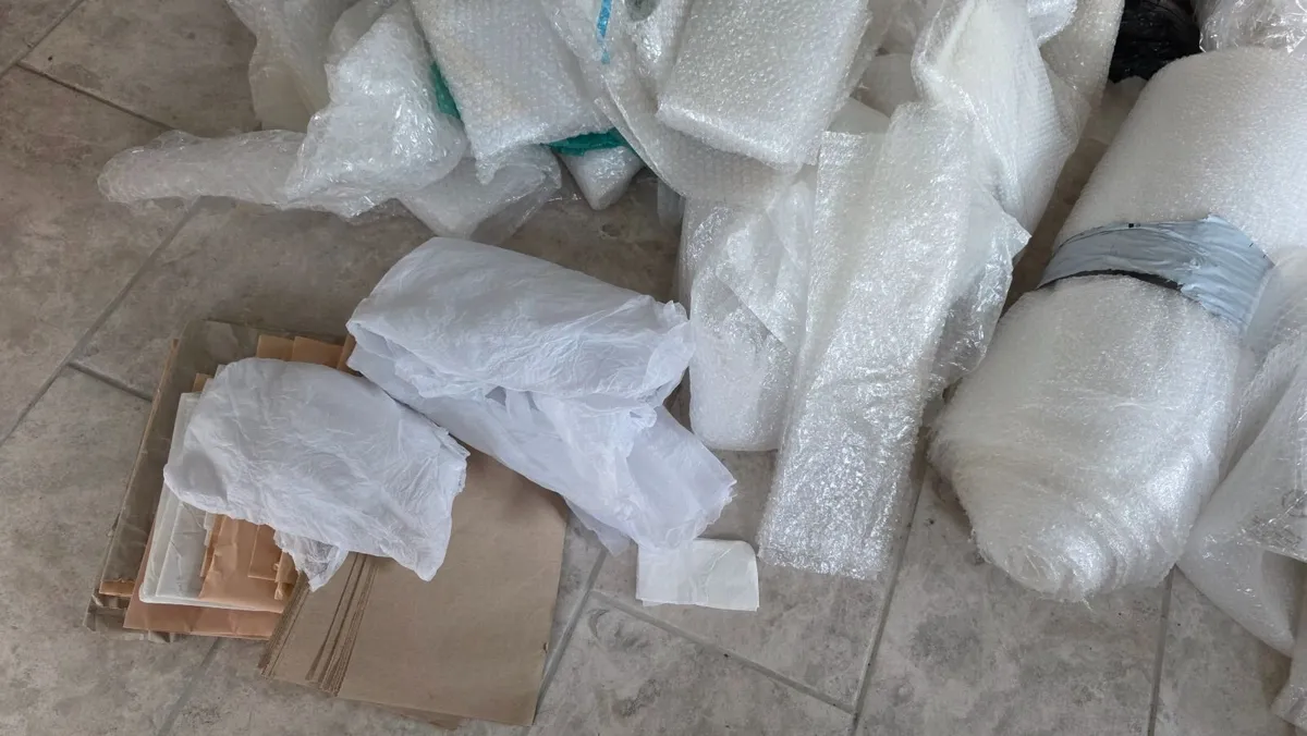 Packaging - Image 4