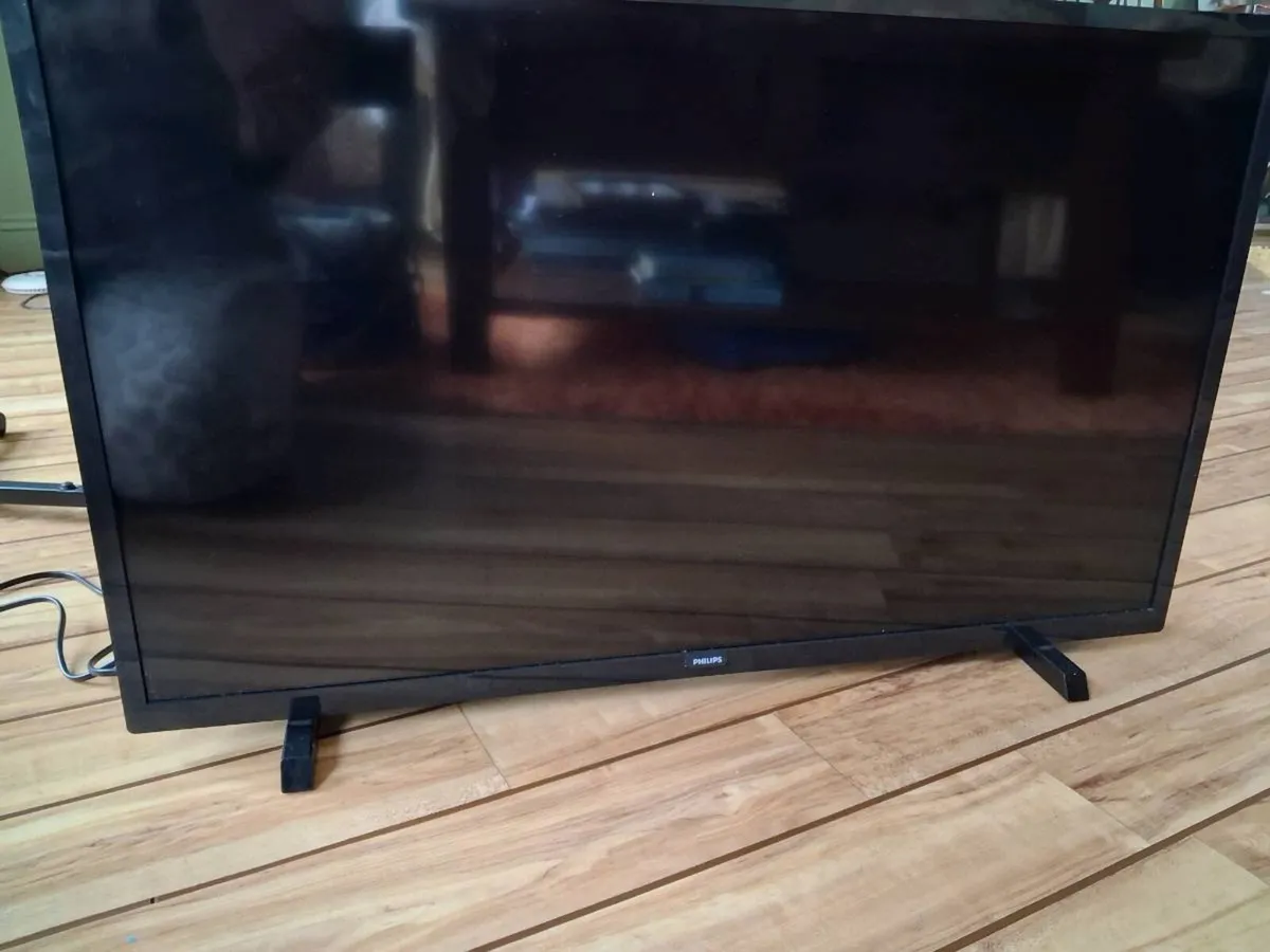 Philips TV  32 inch - Image 1