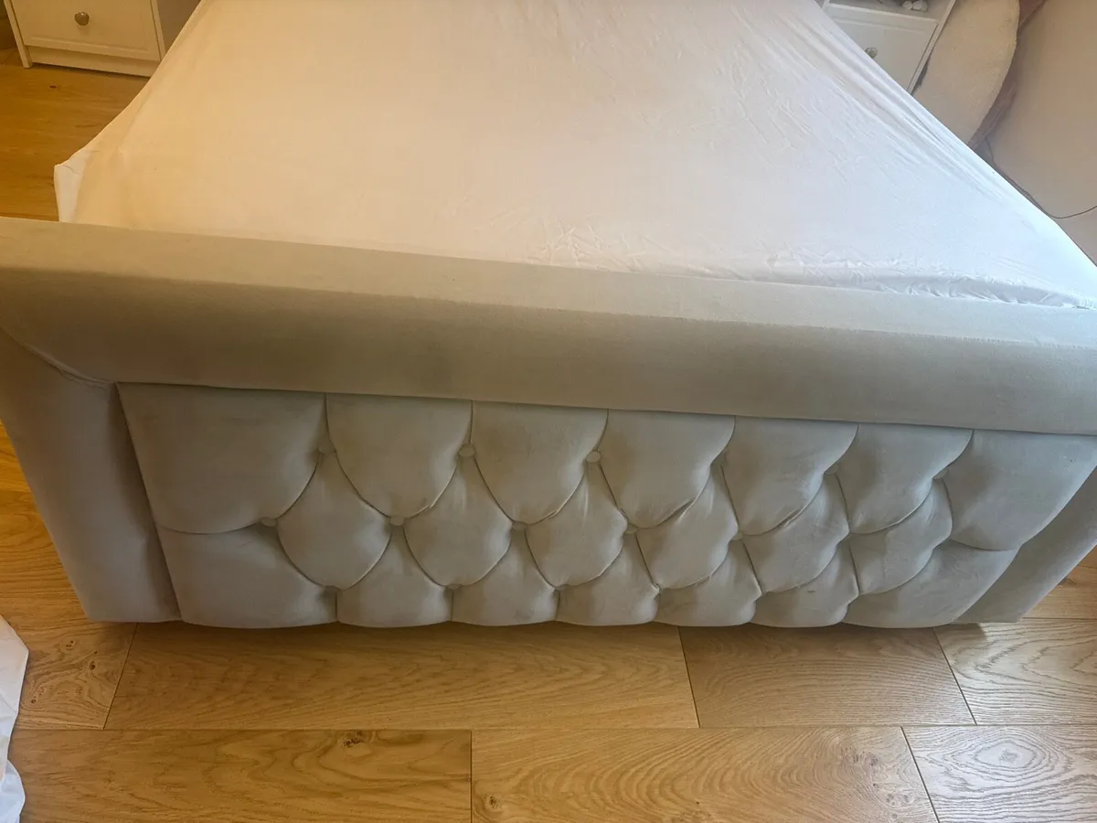 Double Divan Bed - Image 2