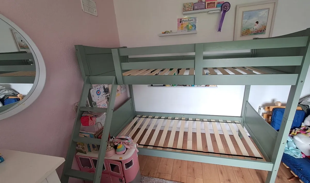 Bunk Beds - Image 2