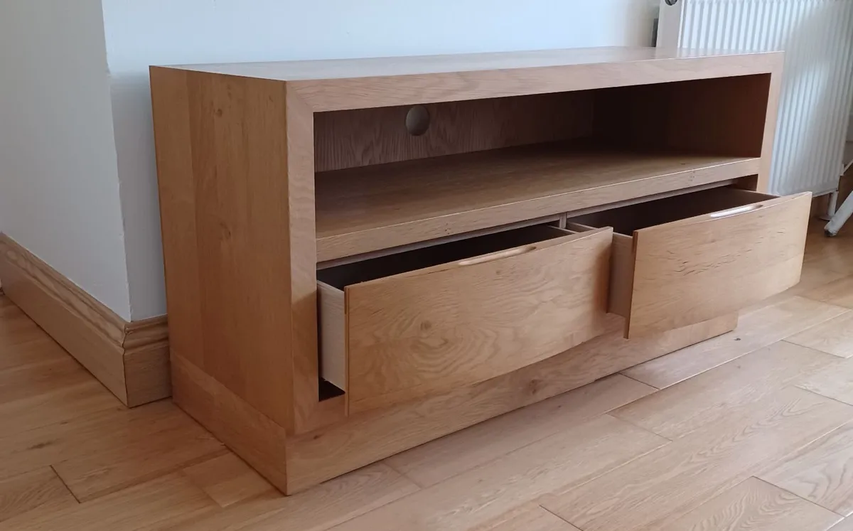 TV UNIT - Image 2