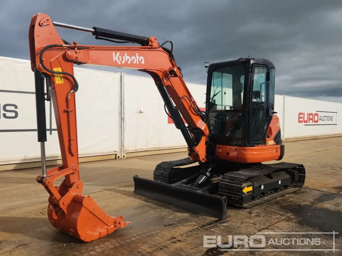 Kubota U55-4 - Image 1