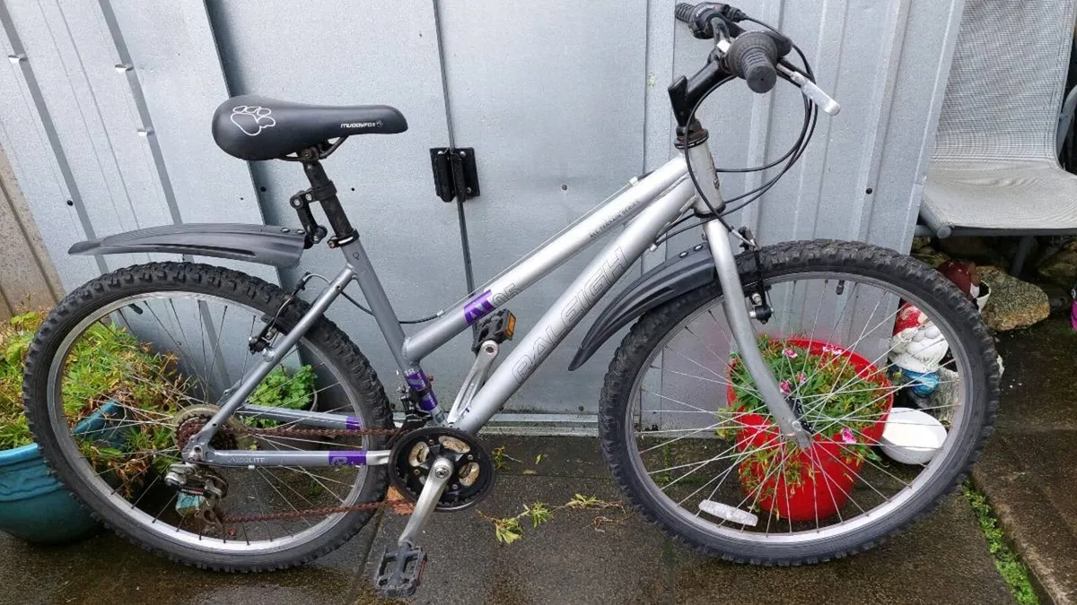 Raleigh AT5 All Terrain Bike Medium Frame 💯% - Image 3