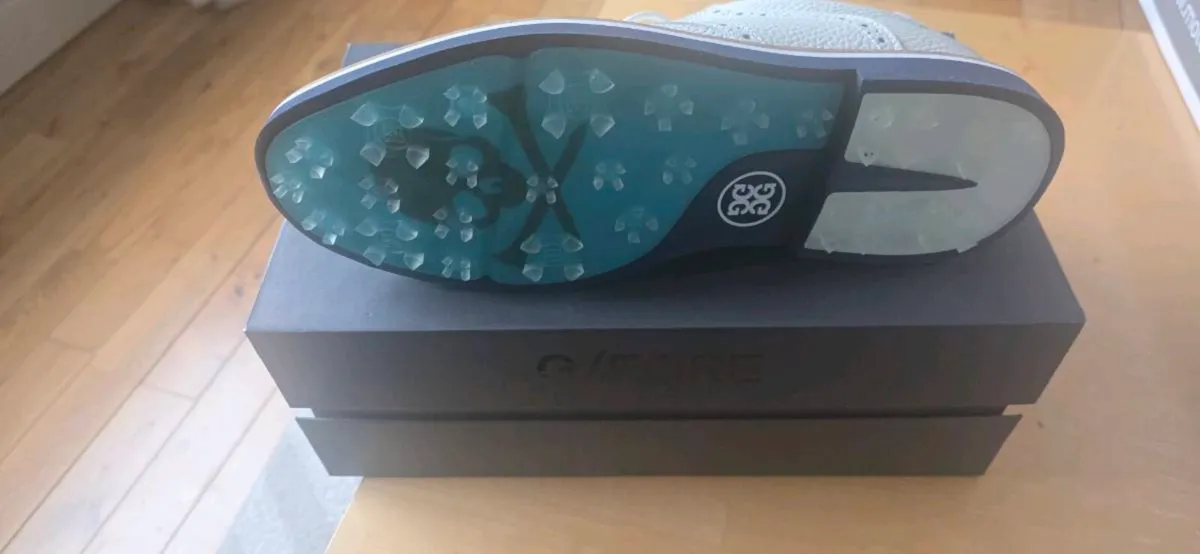 New G/FORE GOLF SHOES SIZE UK 10 - Image 3