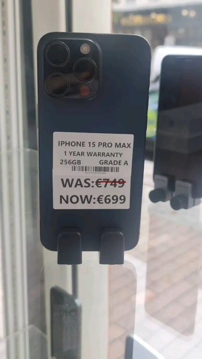 IPHONE 15 PRO MAX 256GB  Grade A 1 year warranty