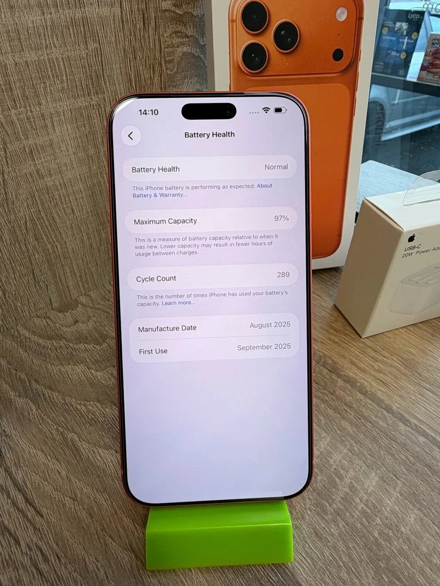 iPhone - Image 2