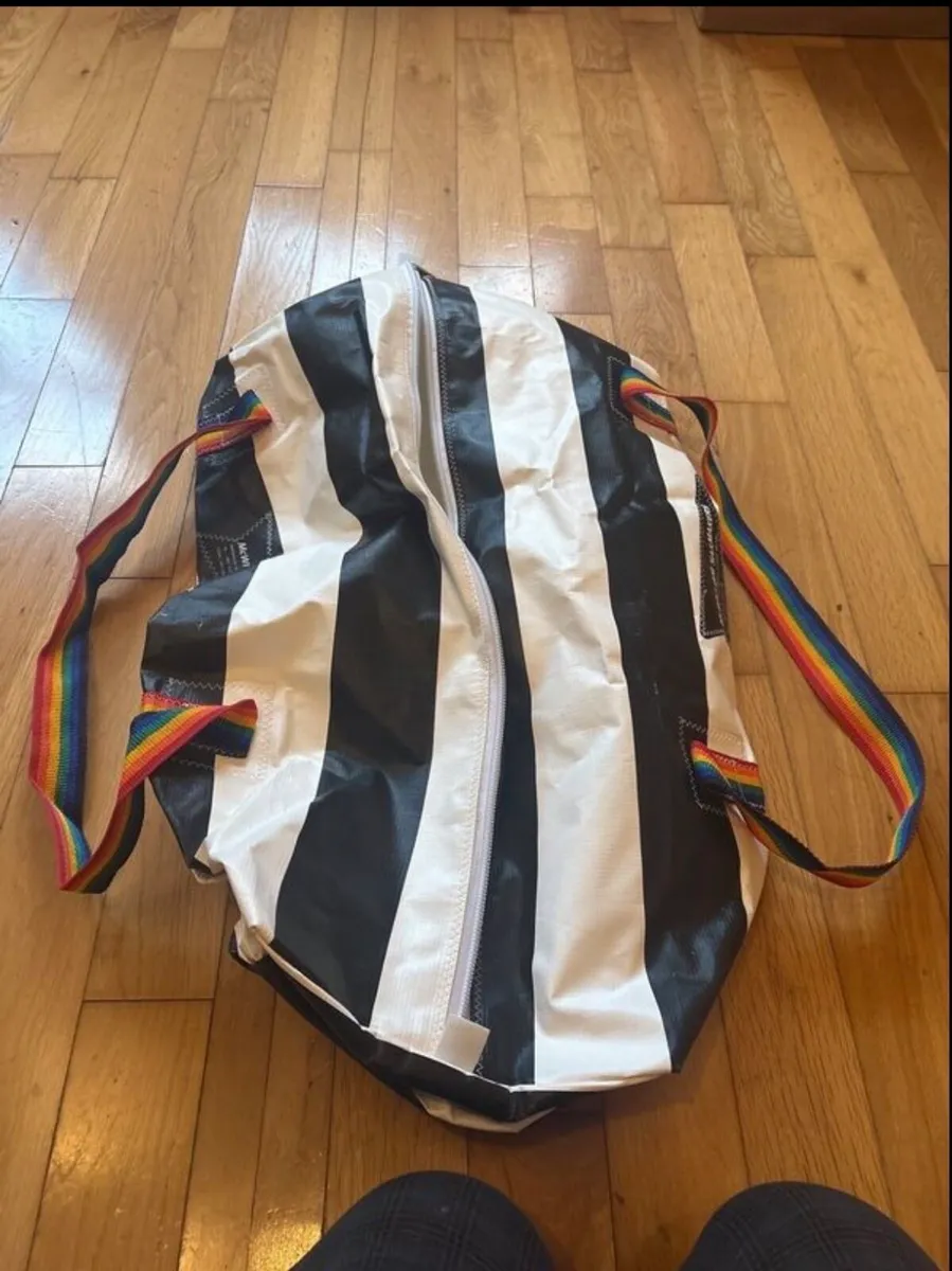 McWilliams Sailmakers Large Holdall - Image 1