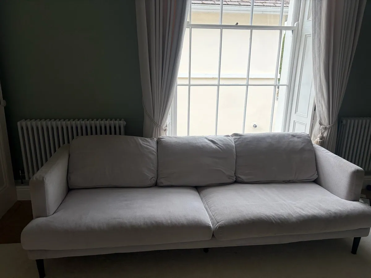 Couch - Image 1