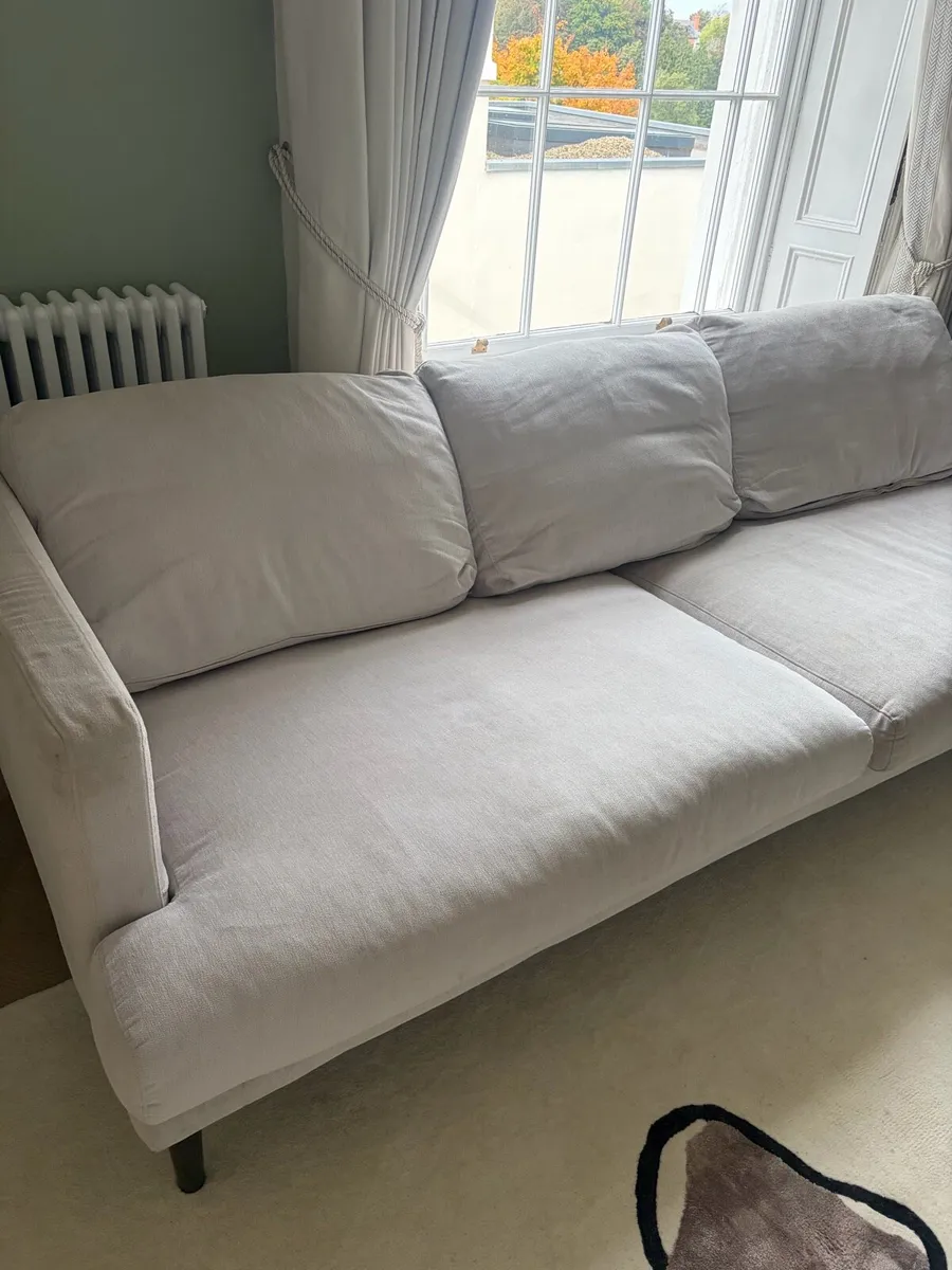 Couch - Image 2