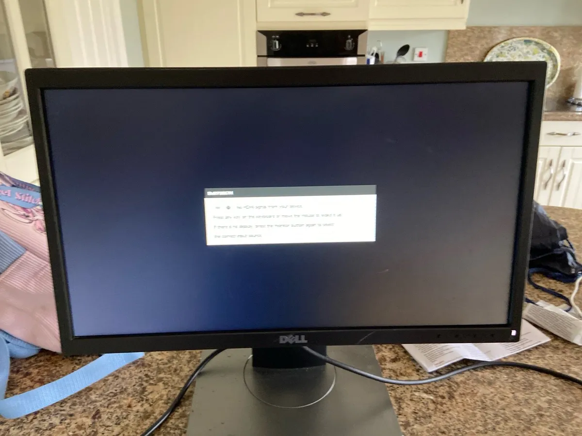 Dell. 19. Inch. Monitor - Image 2