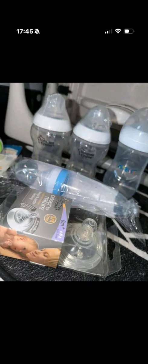 Baby Feeding Lot
