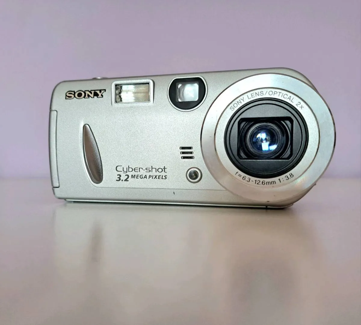 Sony cybershot P52 - Image 2