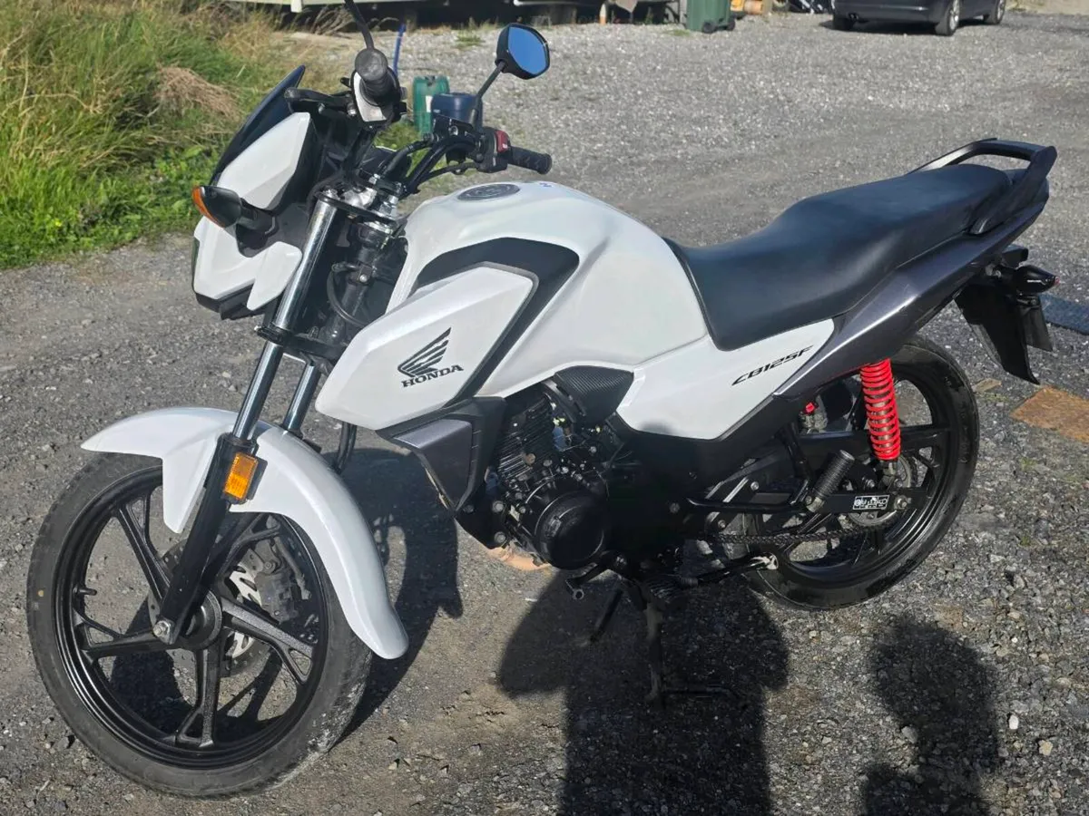 Honda CB125F - Image 1