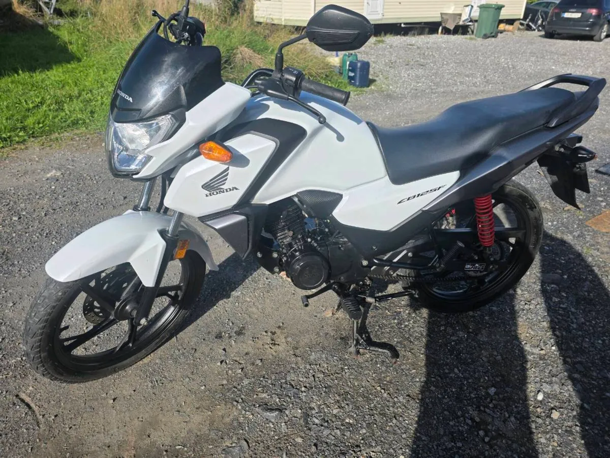 Honda CB125F - Image 2