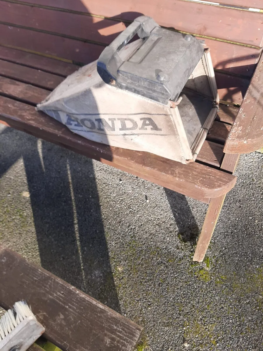 Honda lawnmower - Image 3