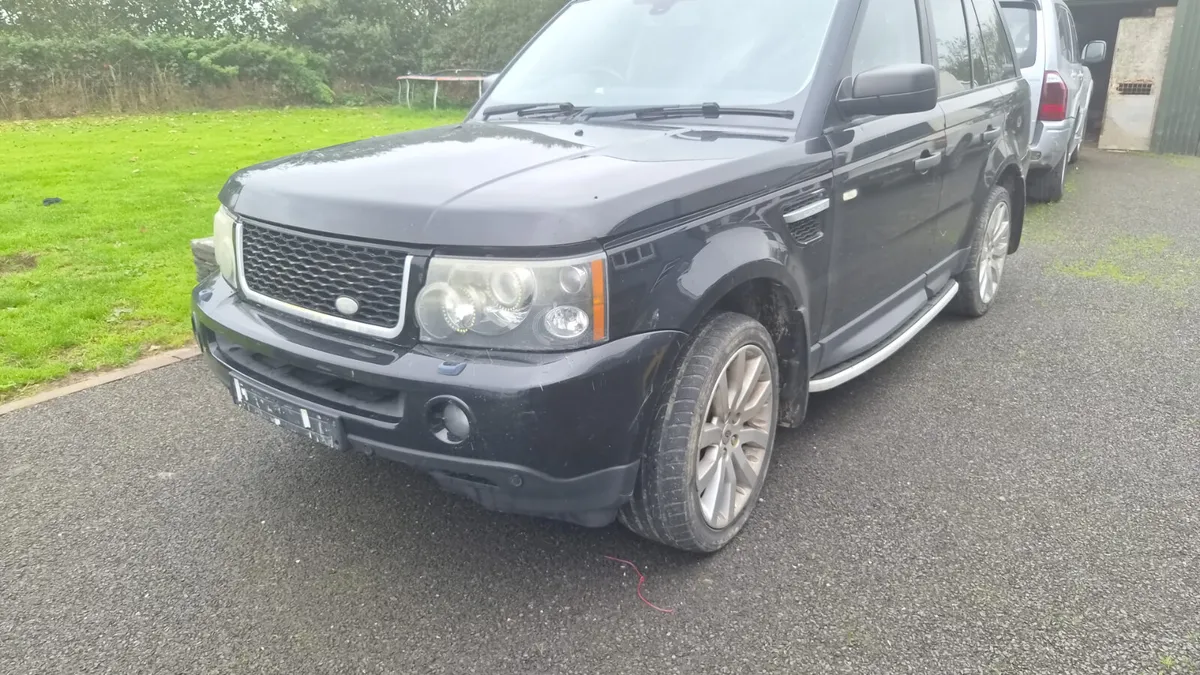JEEP JUST IN FOR BREAKING - Image 1