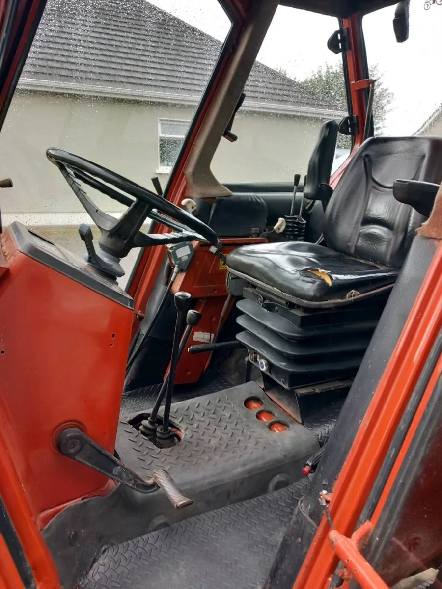 Fiat 880 with Tanco loader ,bale spike - Image 4