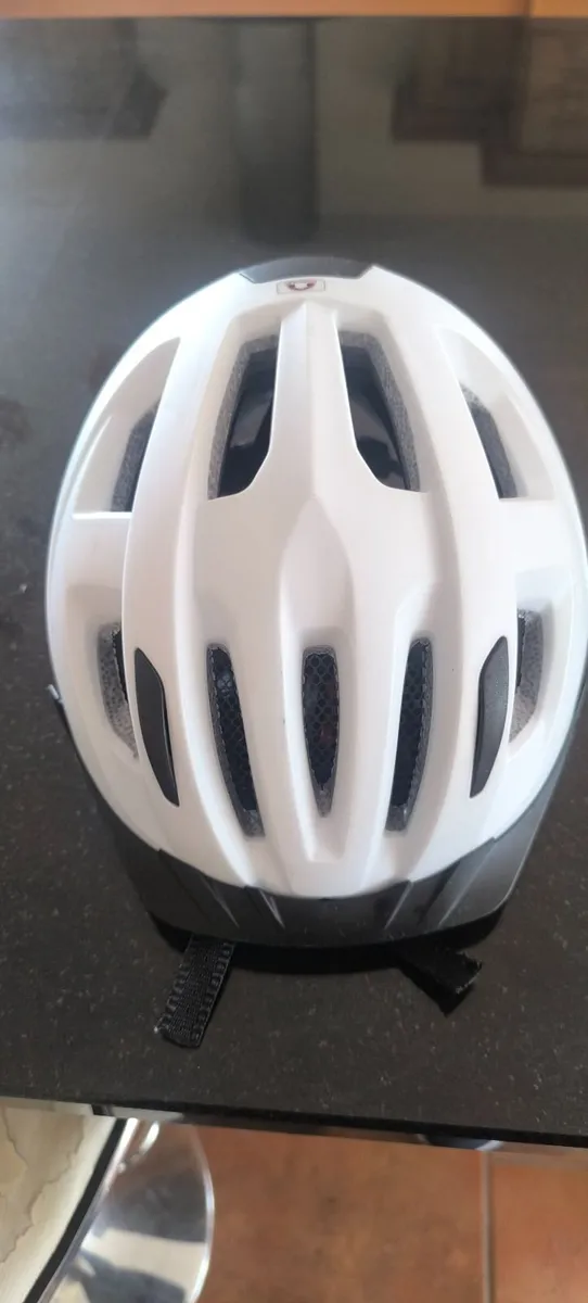 Girls / ladies bicycle+ Helmet - Image 2
