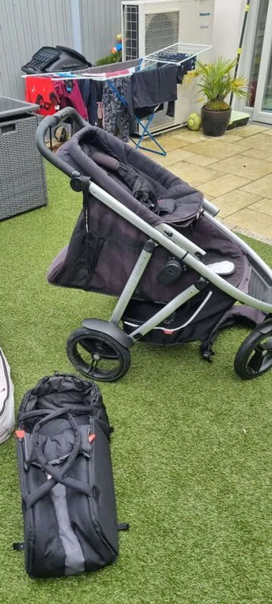 Phil & Teds Double Buggy / Inline Buggy with Second Seat - Very Good Condition - Image 3