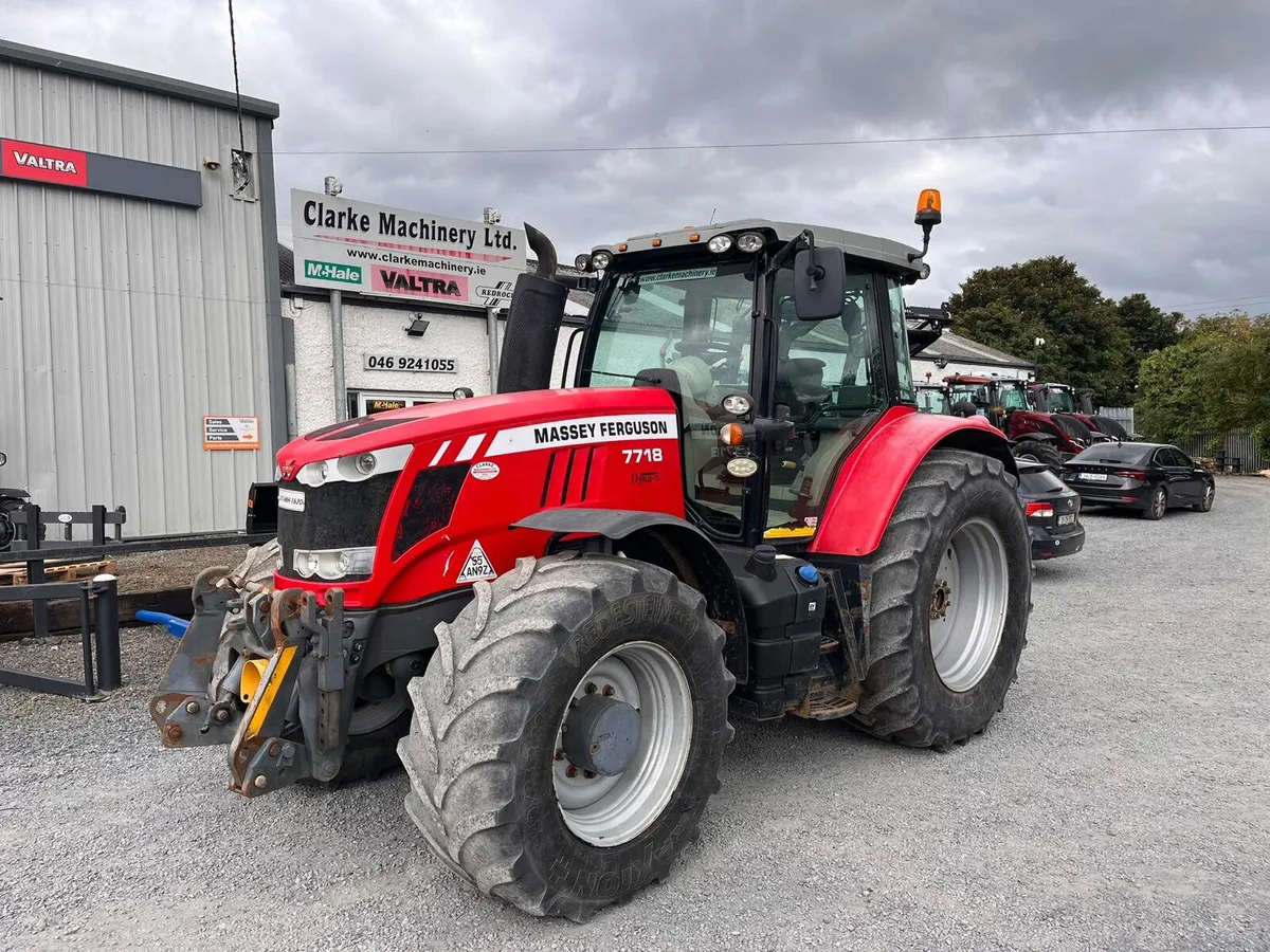 Massey Ferguson 7718 Dyna 6 Tractor - Image 1