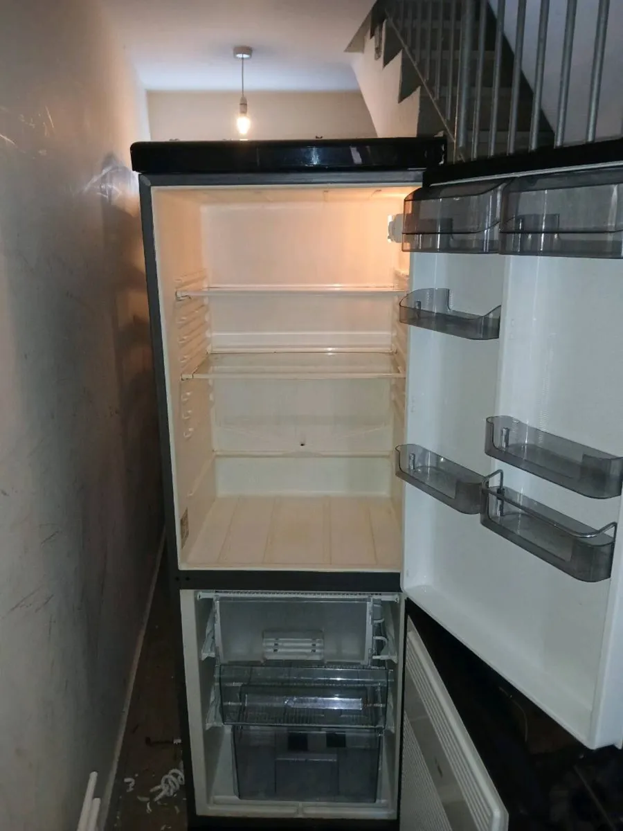 fridgefreezer - Image 2