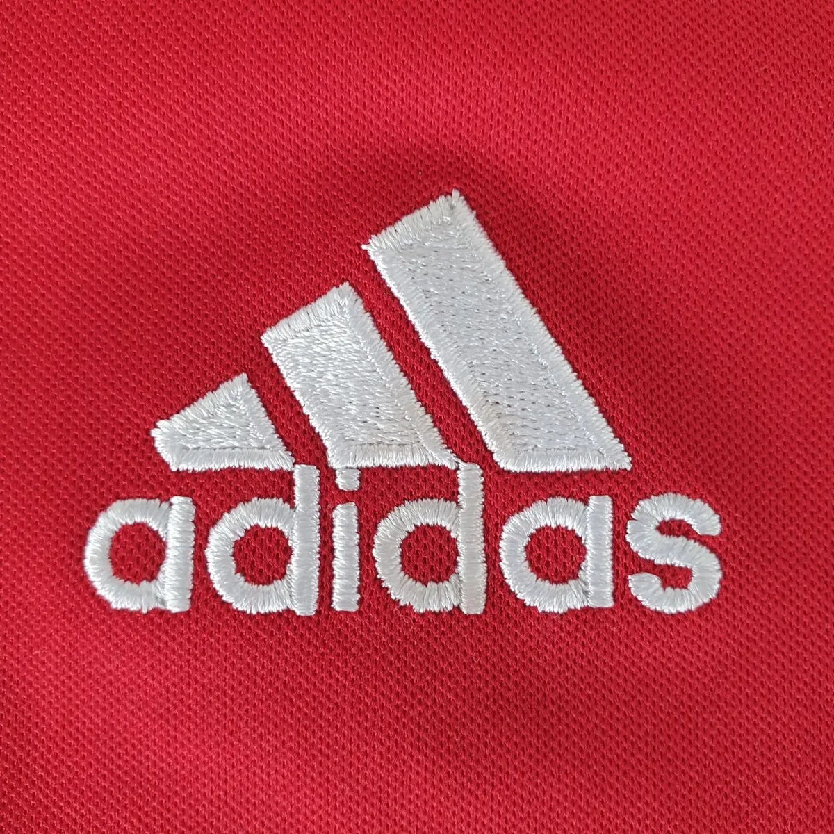 Munster rugby adidas summer camp shirt size small - Image 4