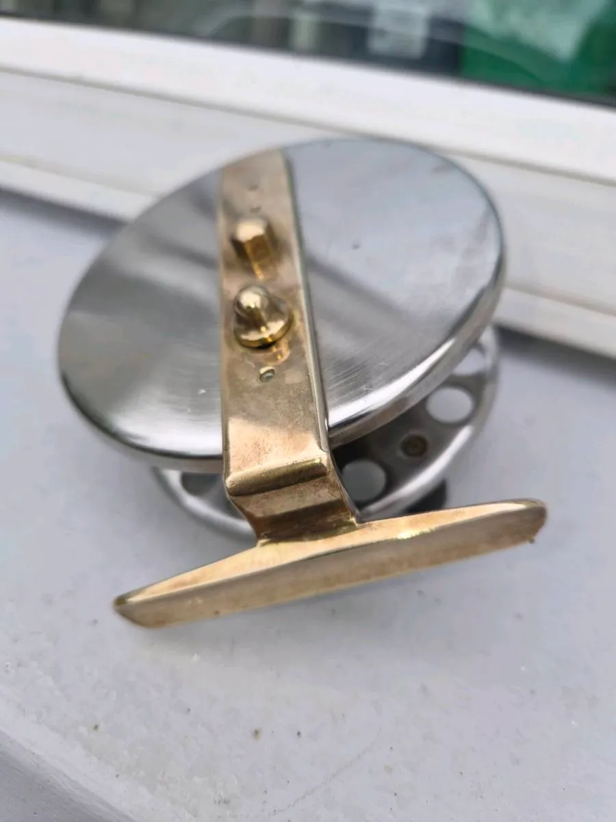 Old brass  chrome  fishing  real - Image 4