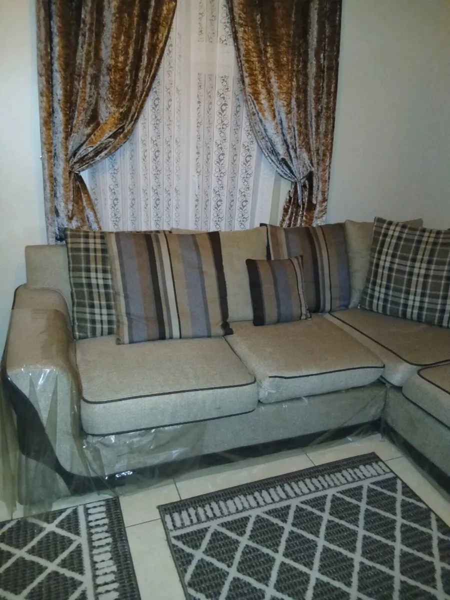 Corner settee - Image 2