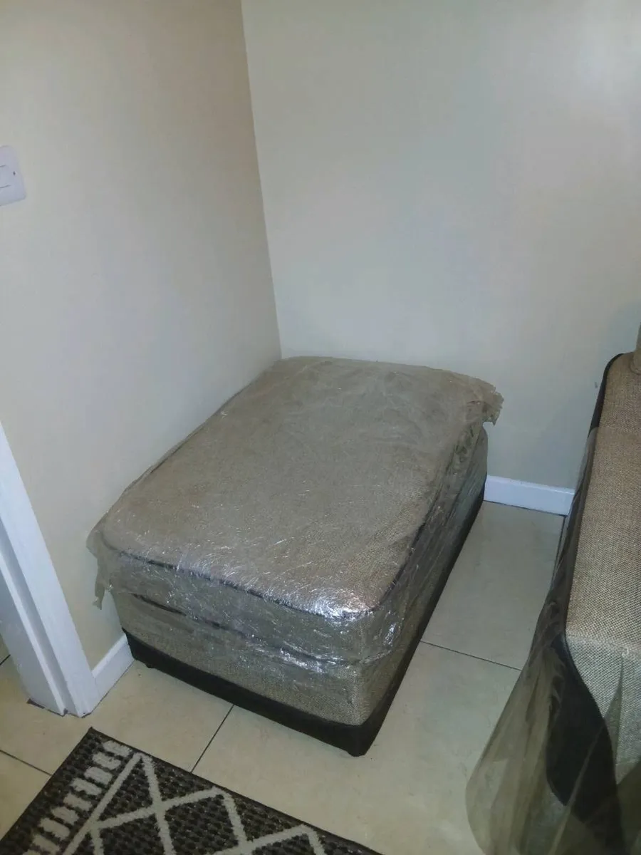 Corner settee - Image 3