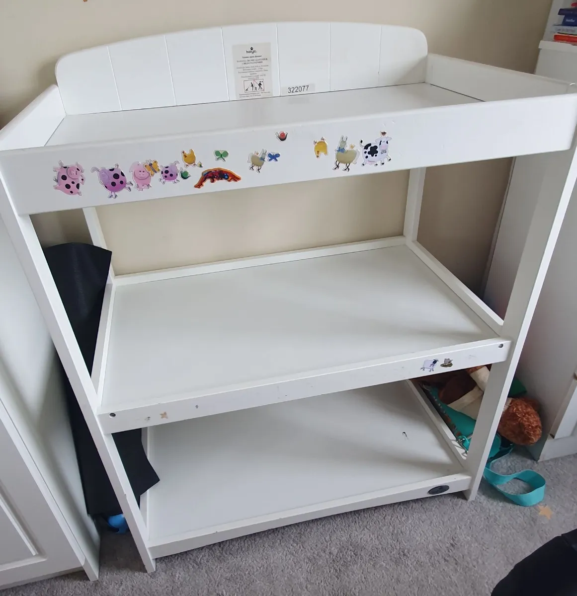 White Babylo Changing Table