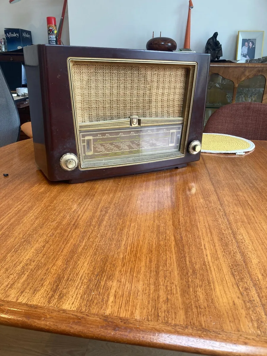 Vintage Radio - Philips - Image 2