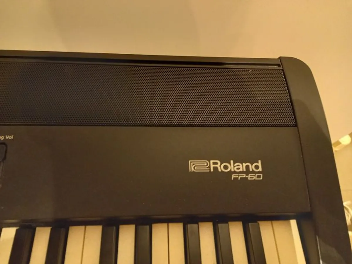 Roland electric  piano fp60 model in Black. - Image 3