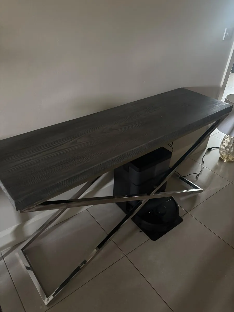 Console table lol - Image 3