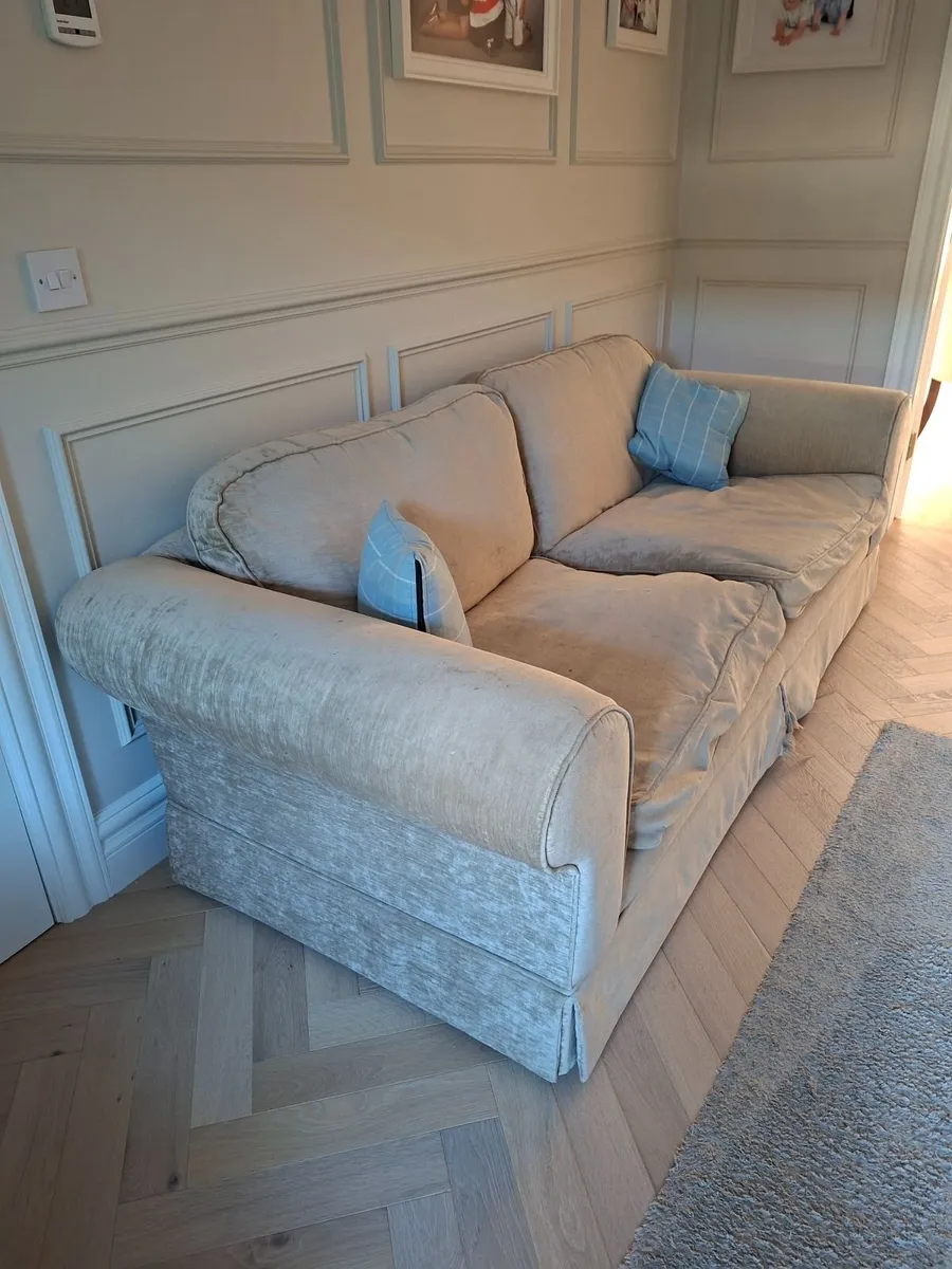 Sofa - Image 4
