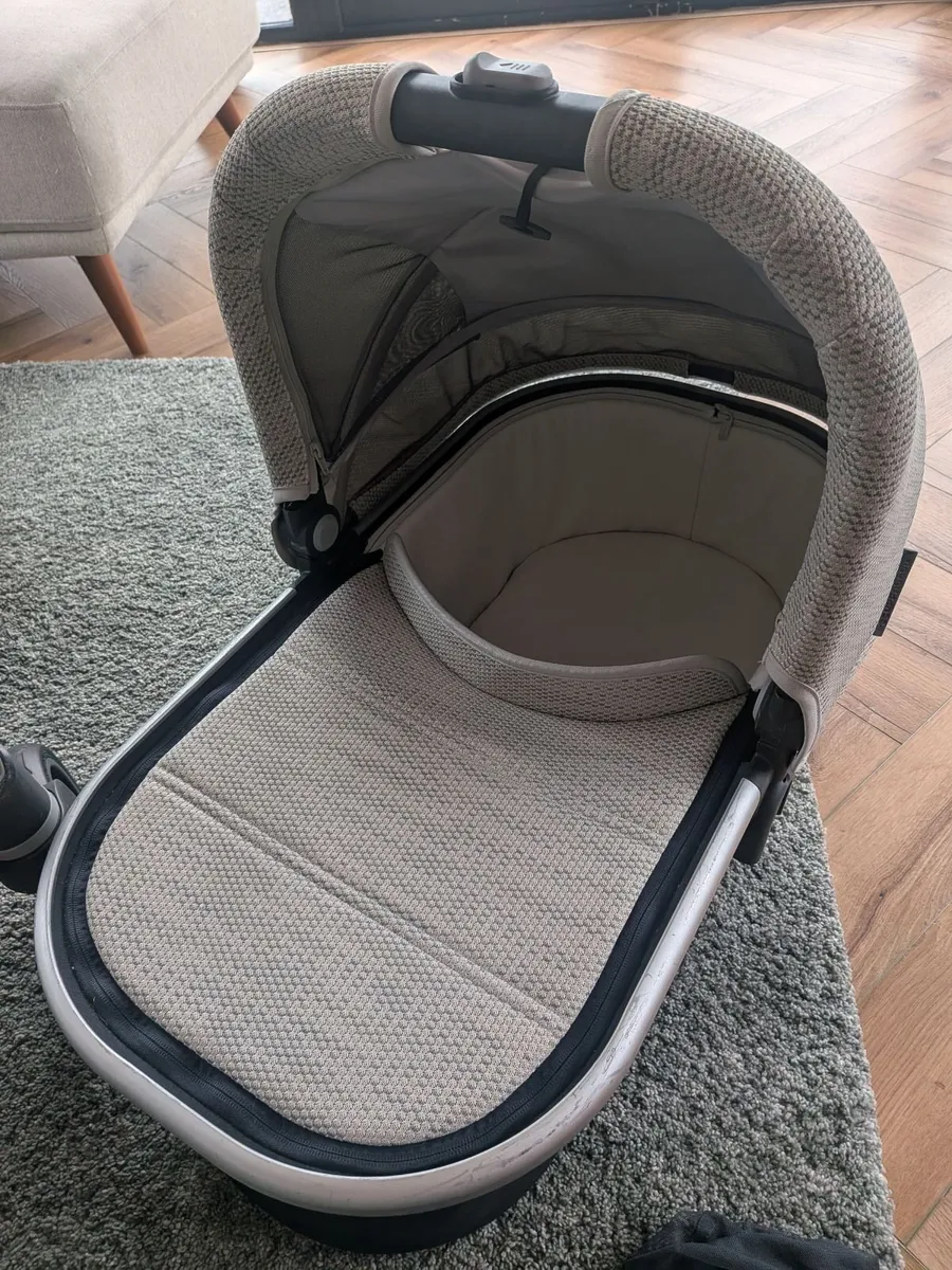 Uppababy V2 vista buggy - Image 2