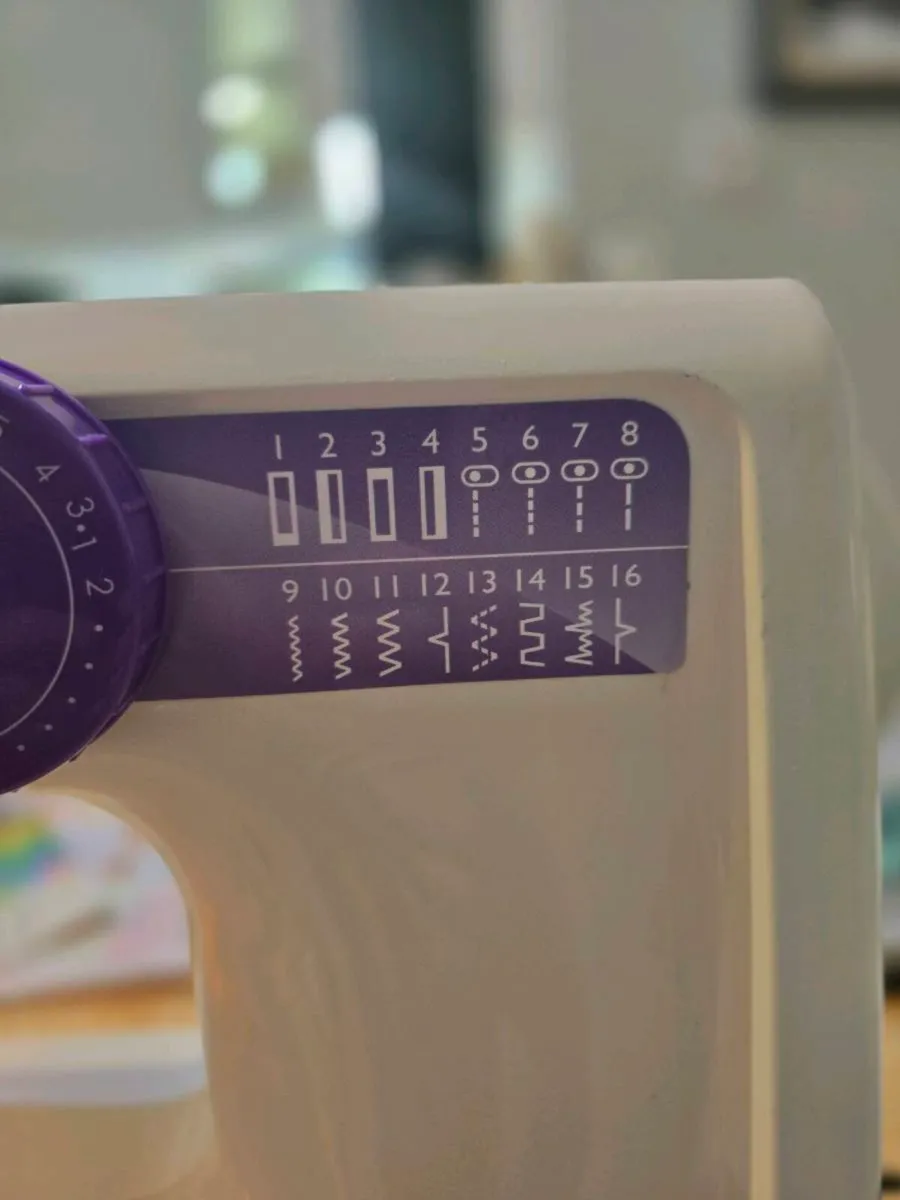 Toyota Sewing machine - Image 2