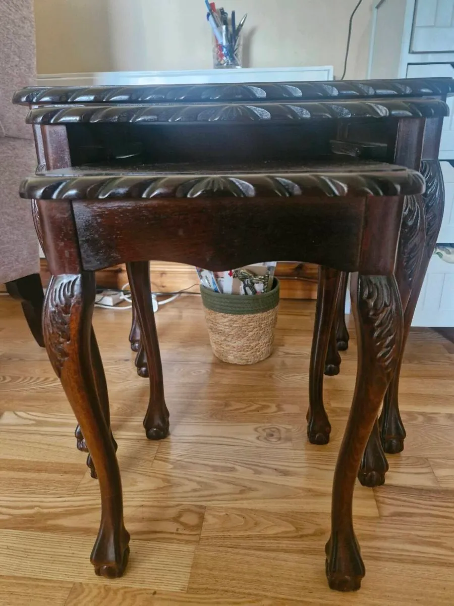 Nest of tables - Image 2