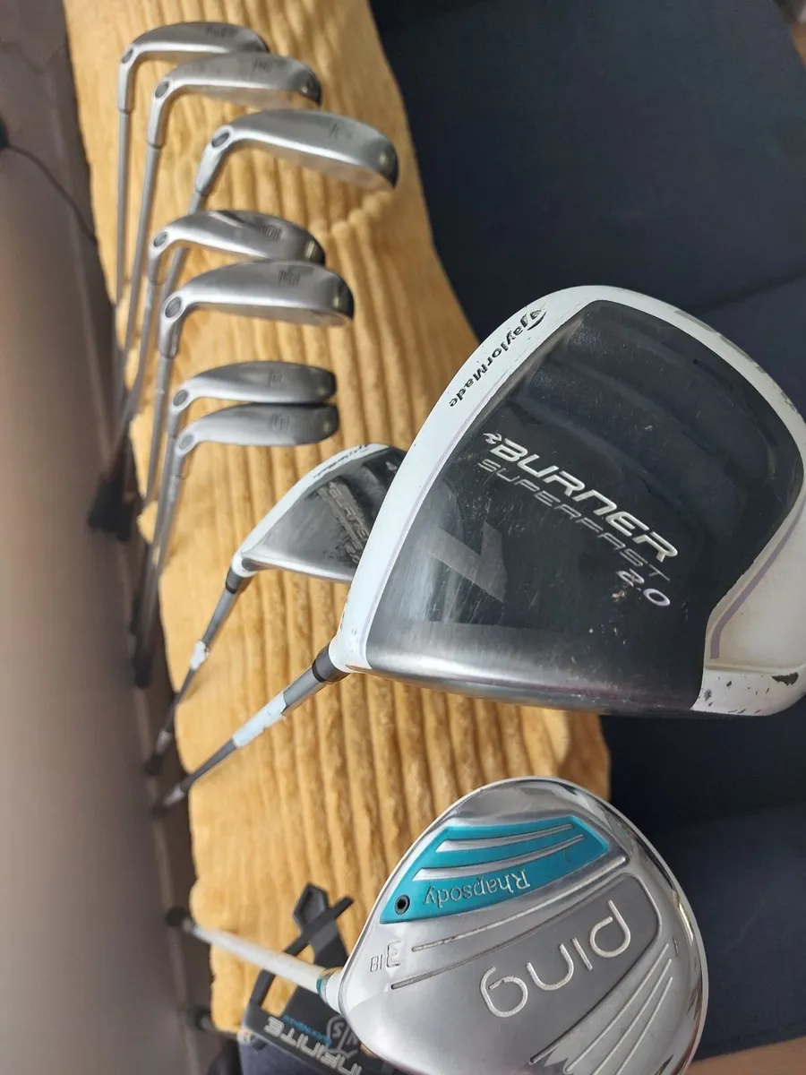 Ladies golf clubs . - Image 1