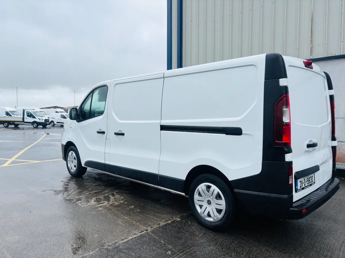 21 Renault Trafic 2.0 LWB..Low Kms..€12,950 + VAT - Image 4