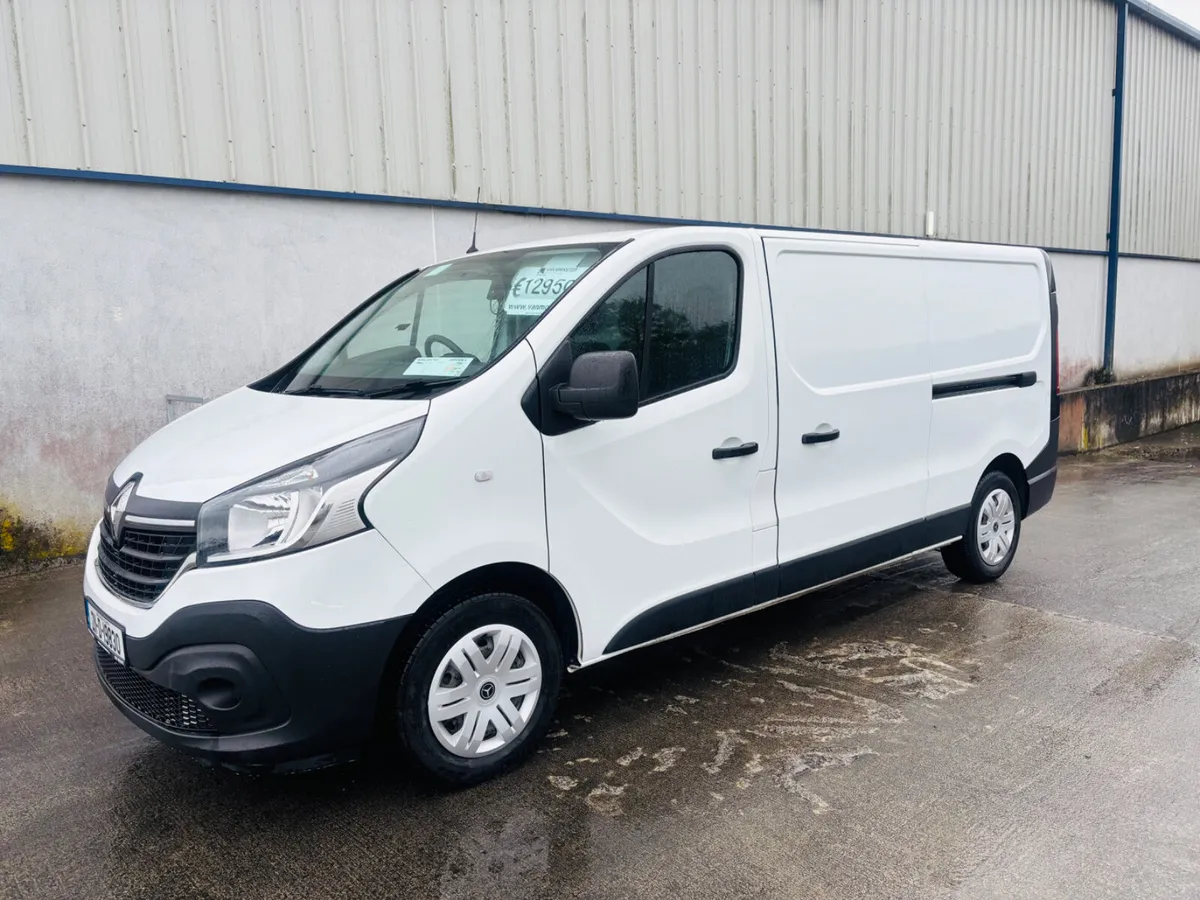 21 Renault Trafic 2.0 LWB..Low Kms..€12,950 + VAT - Image 1