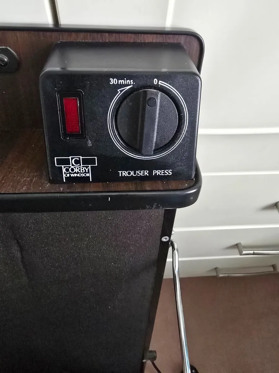 Corby trouser press - Image 1