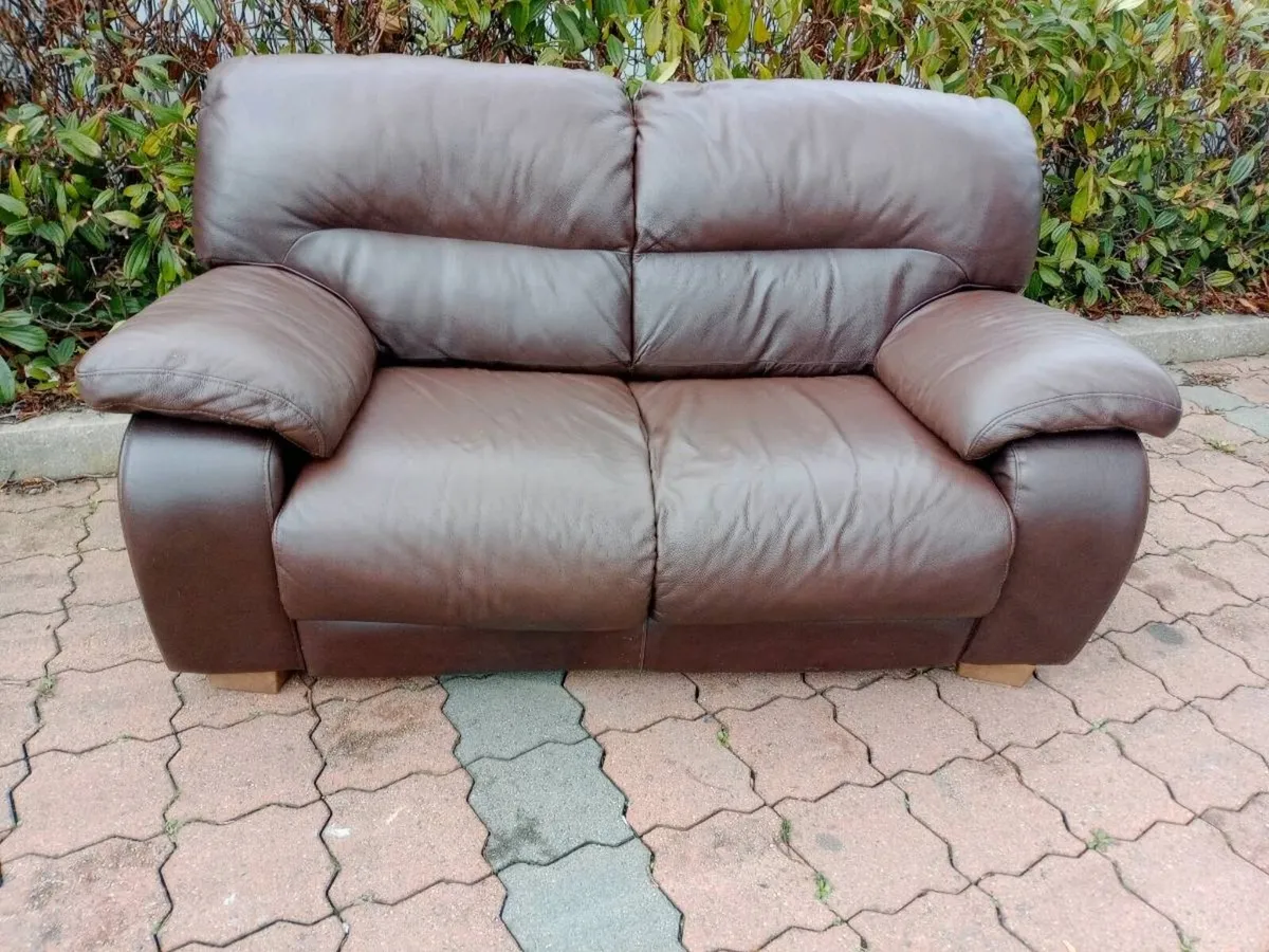 Very well looked after brown leather two seater co - Image 1